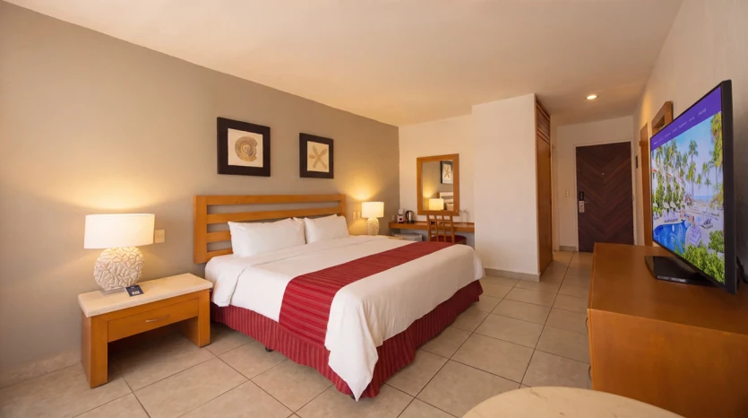 Club_room_kingsize_2.webp