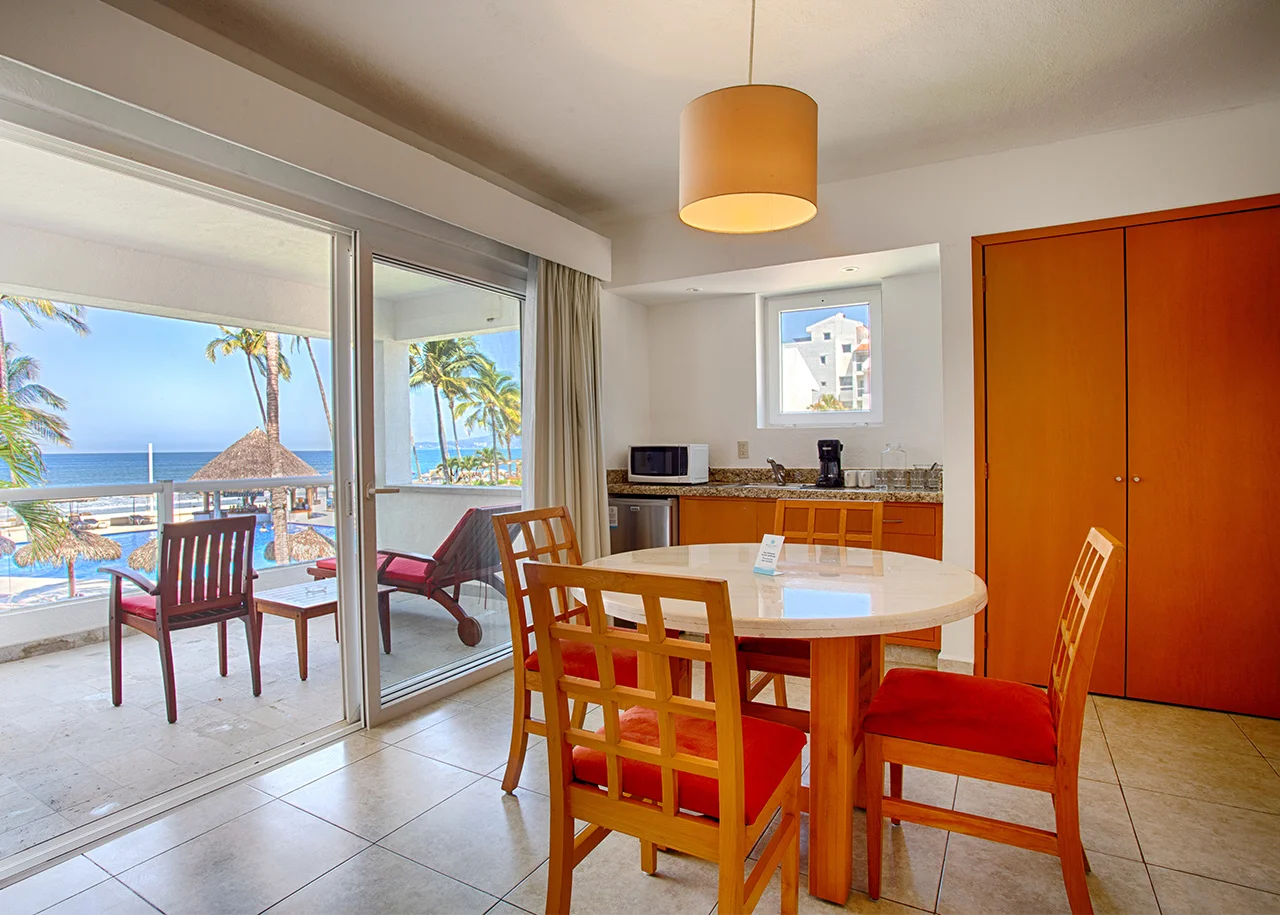 Emotions Select Suite de Dos Habitaciones con Vista al Mar