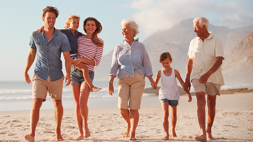 Multigenerational Travel in Mexico: How to Choose the Right Luxury Resort for Every Generation